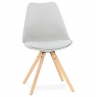 Chaise simple et robuste avec assise en similicuir gris et pieds en bois de hêtre