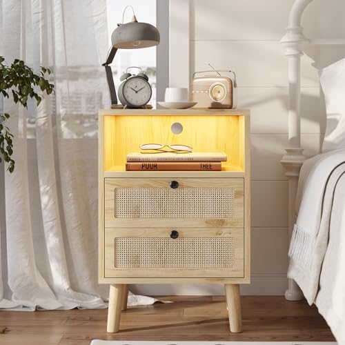 Table de Chevet LED en Rotin et Bois Table de Chevet LED en Rotin et Bois