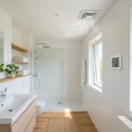 Ventilation et prevention humidite Salle de bain ventilee avec hygrometre pour prevenir la reapparition des moisissures