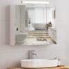 Armoire toilette miroir LED avec prise intégrée