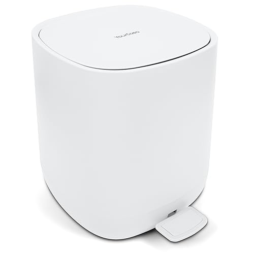 Poubelle design élégante pour salle de bain Poubelle design élégante pour salle de bain