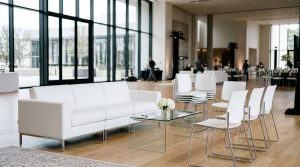 Mobilier événementiel varié pour location